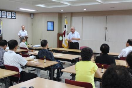 율천동&#44; 새로운 노인대표를 맞이하다